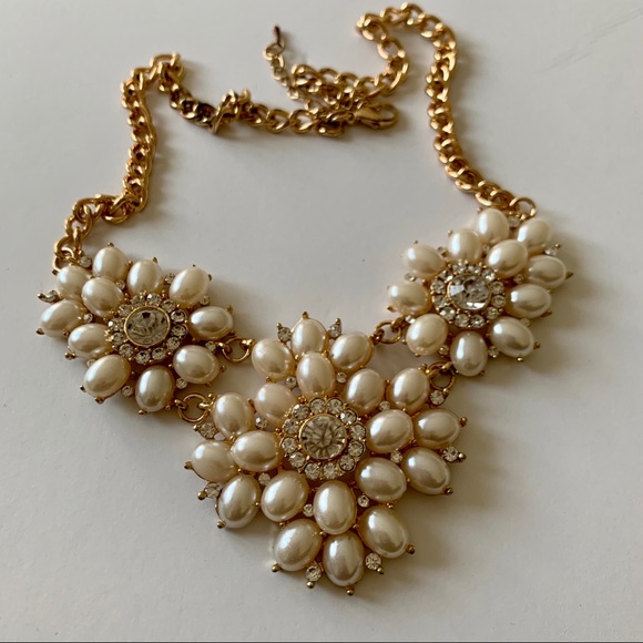 💛 2 for $75 - Gorgeous statement necklace - Picture 2 of 3